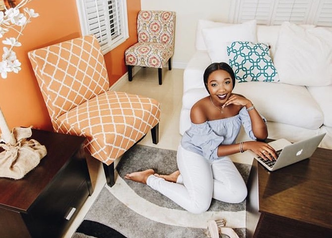 048AF69B-7155-4E10-81E0-049FEF24E900